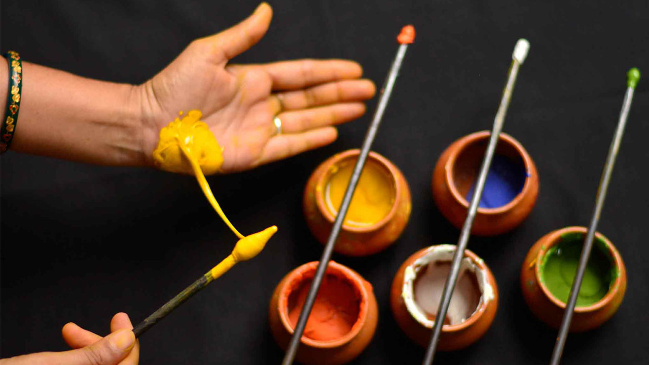 Rogan Painting five Colours